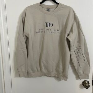 Taylor Swift Concert Sweatshirt. Worn once. Very comfortable. Perfect condition
